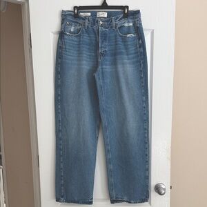 Universal Thread Relaxed Fit Blue Jeans
